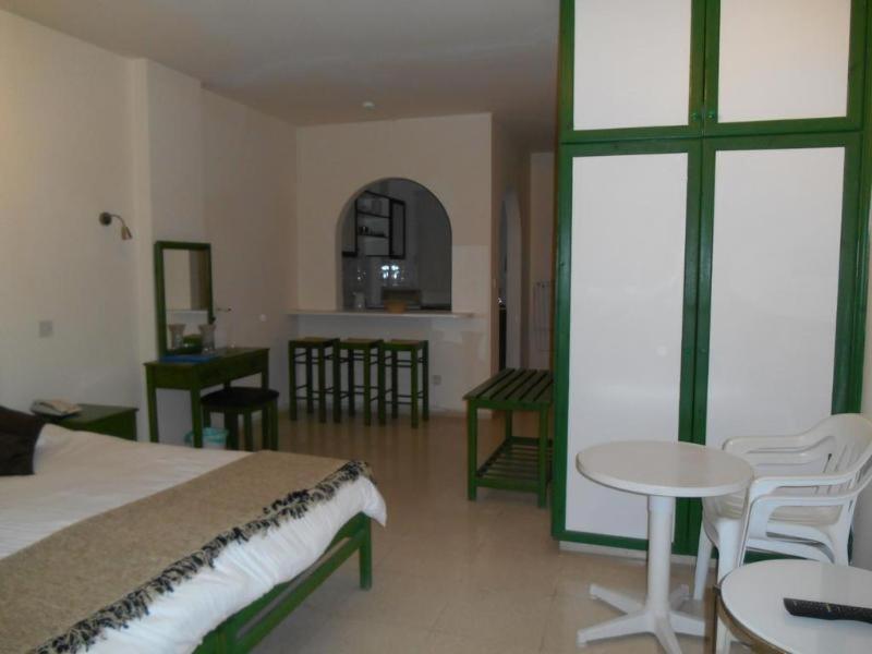 潘德里姆酒店式公寓 Paphos 客房 照片